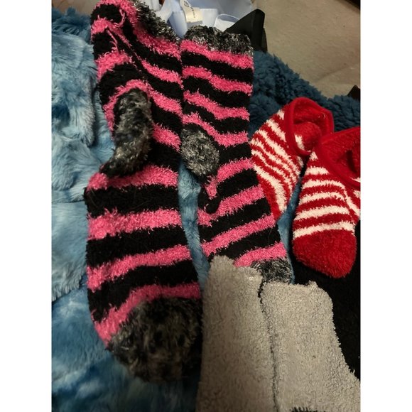 socks - Picture 2 of 3